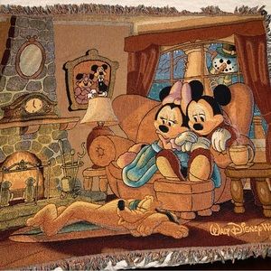 Mickey & Minnie Cotton Throw